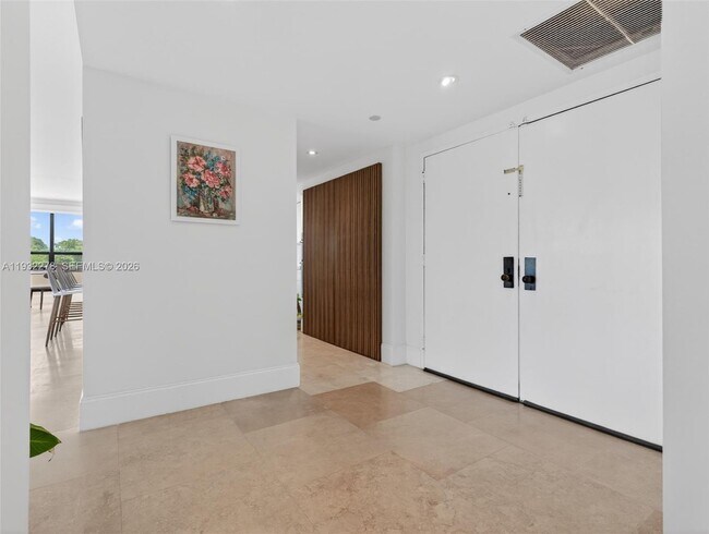 Building Photo - 11113 Biscayne Blvd