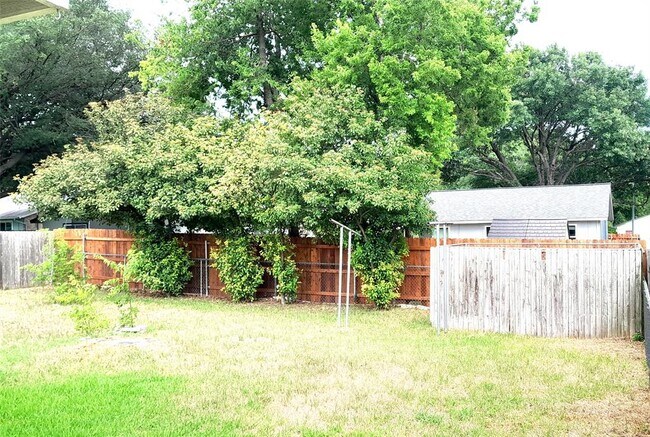 Building Photo - 11103 Prairie Dove Cir