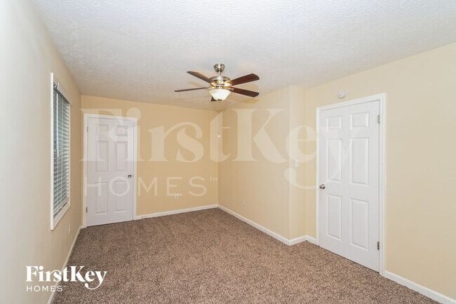 Building Photo - 3164 Colorado Dr
