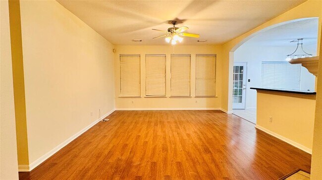 Building Photo - 10614 Desert Springs Cir