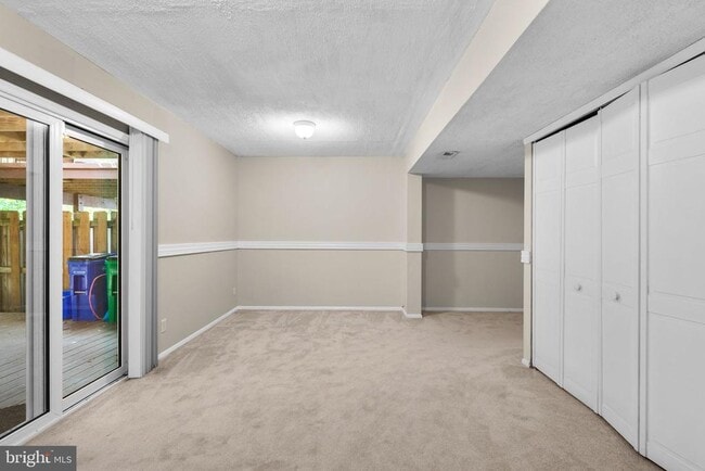 Building Photo - 7745 Chatfield Ln