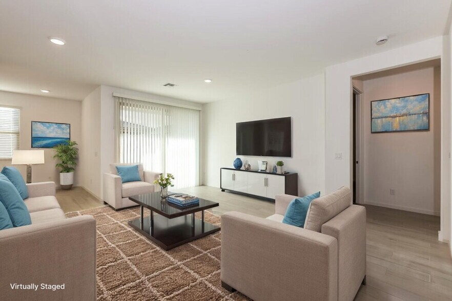 Building Photo - 20219 W Palo Verde Dr