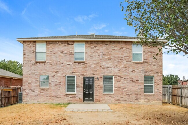Building Photo - 6509 Longleaf Ln