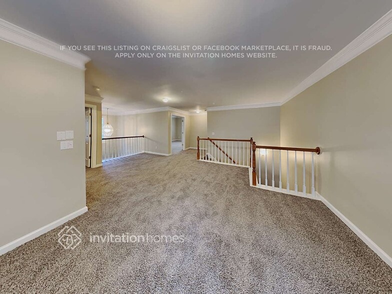 Building Photo - 1 Village Walk Dr