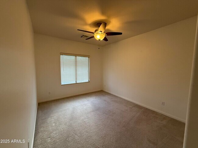 Building Photo - 2807 E Desert Broom Pl