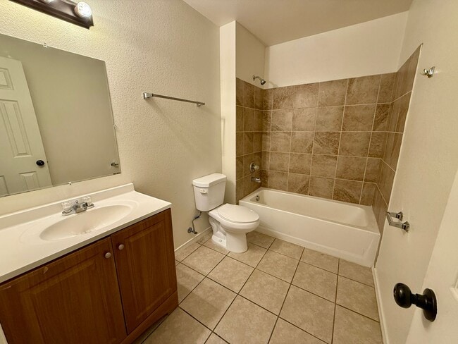 Building Photo - 192 Rio Rd