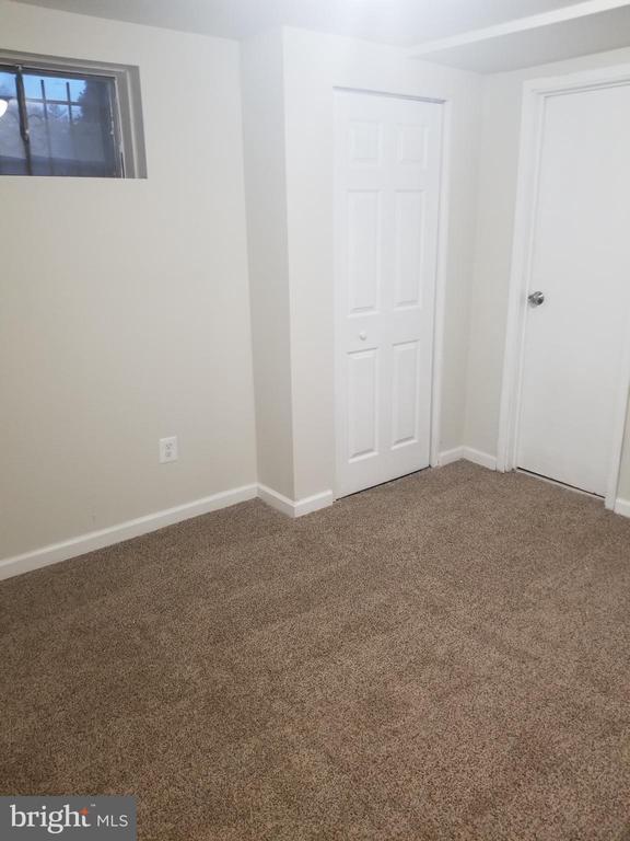 Building Photo - 836 Booker Dr