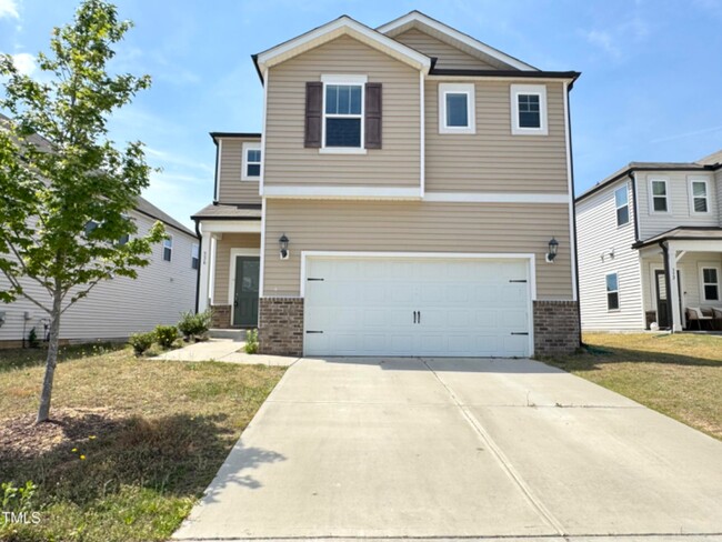 Primary Photo - 4 Bedroom Single Family House for Rent