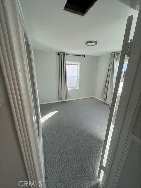 Building Photo - 2008 S Halladay St