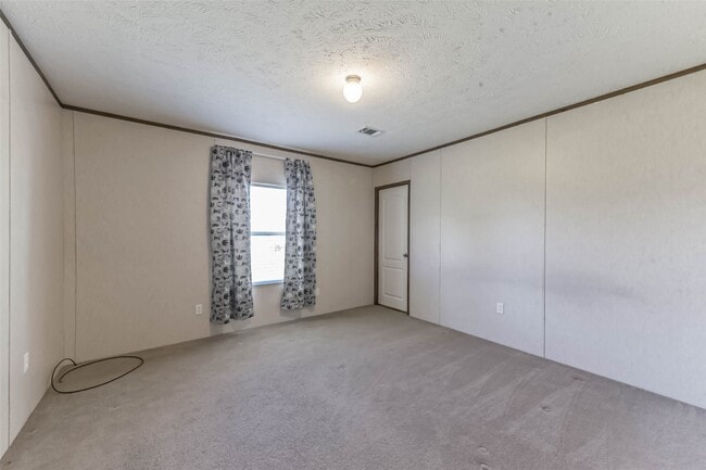 Building Photo - 1566 County Rd 610