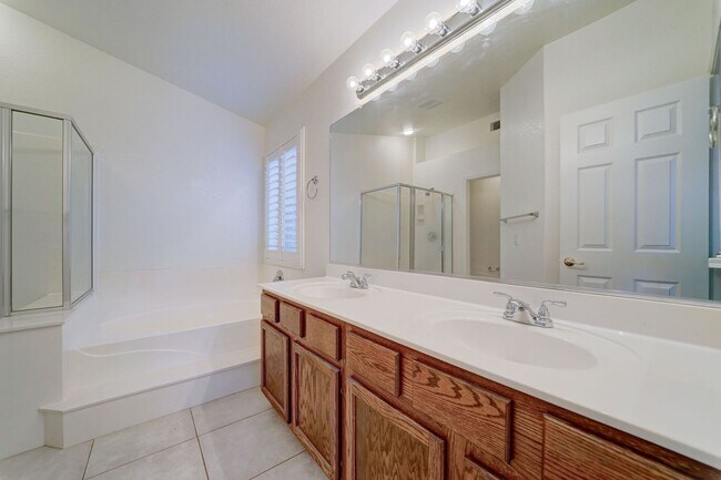 Building Photo - AVAILABLE NOW IN ESTRELLA MOUNTAIN RANCH!!!