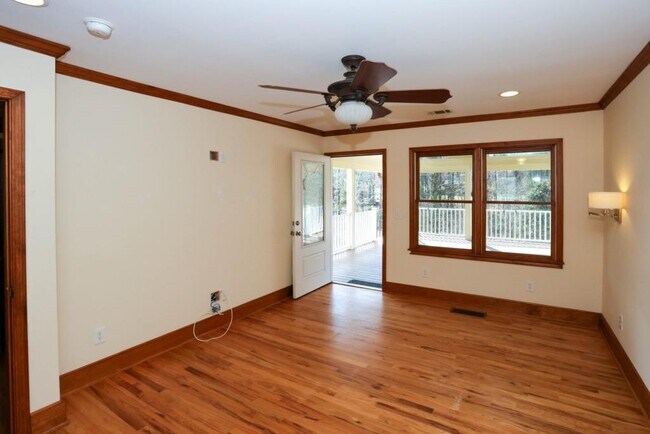 Building Photo - 3602 Jones Mill Rd