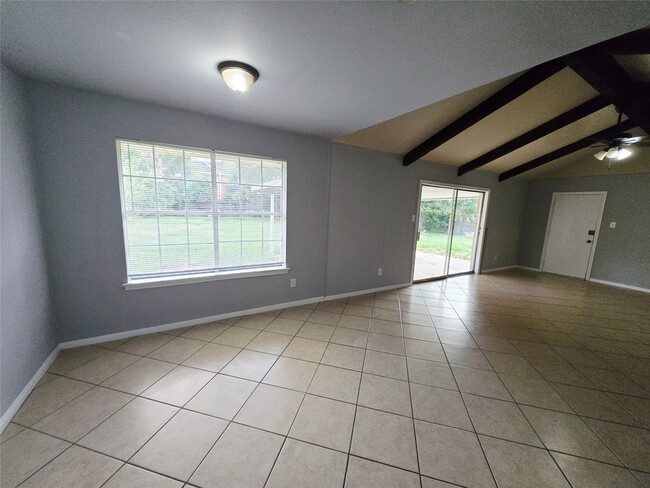 Building Photo - 7731 Deadwood Dr