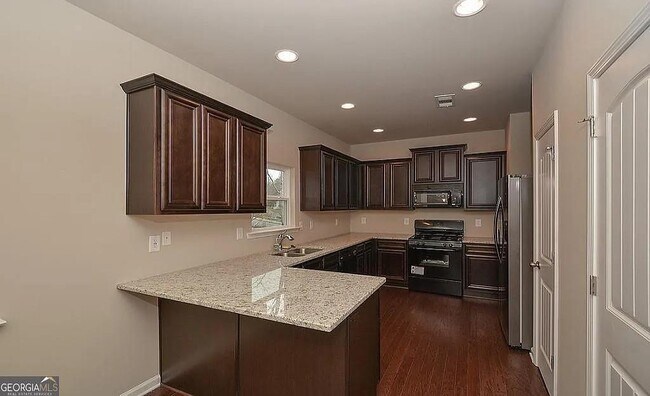 Building Photo - 313 Woodson Way
