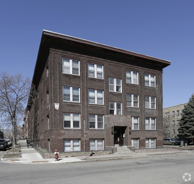 Building Photo - 1830 Stevens Ave