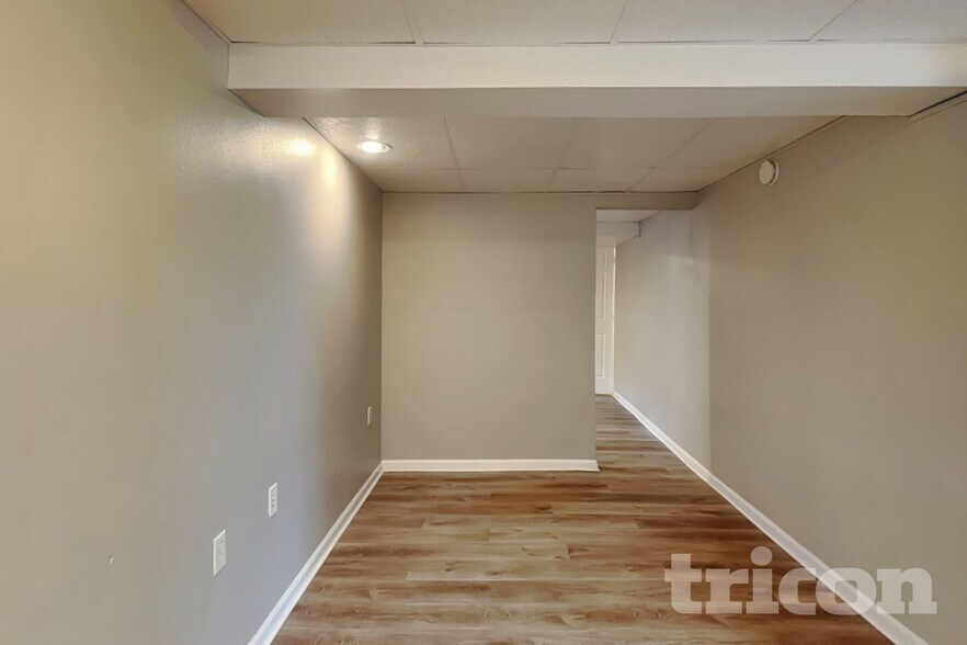 Building Photo - 3812 S Ceylon Way