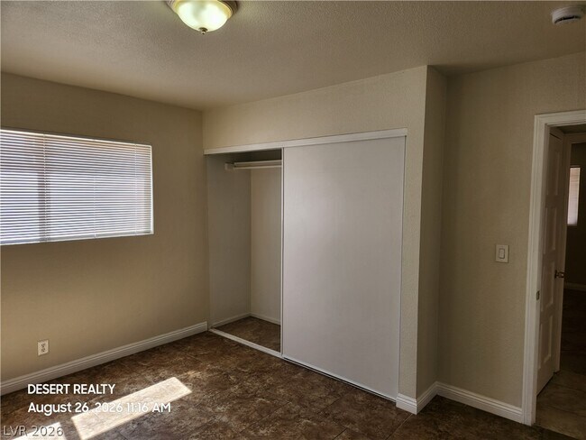Building Photo - 4709 Heidi Cir
