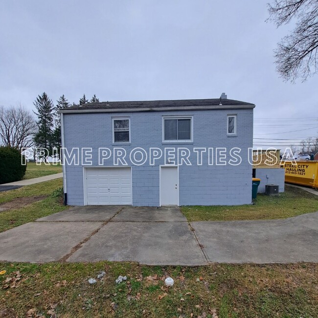 Building Photo - 1261 Silver Ln