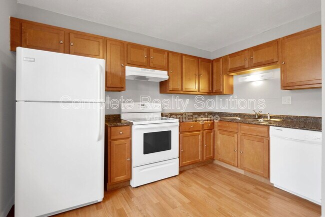 Building Photo - 333 Mt Everest Dr