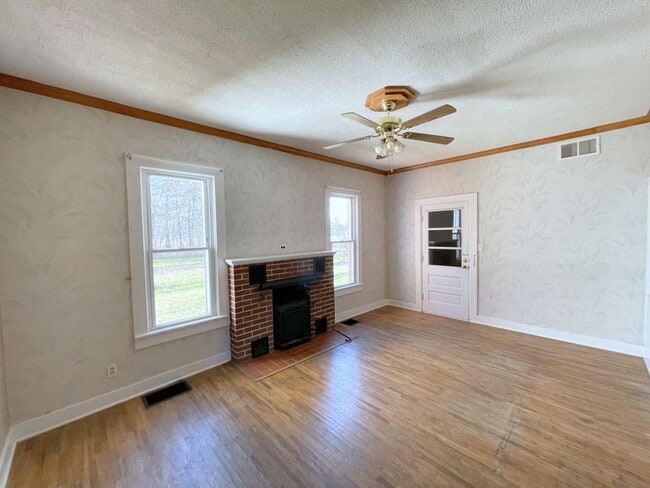 Building Photo - Beautiful Country Living with this 3 Bedroom, 2 Bathroom Farm House in Concord School District