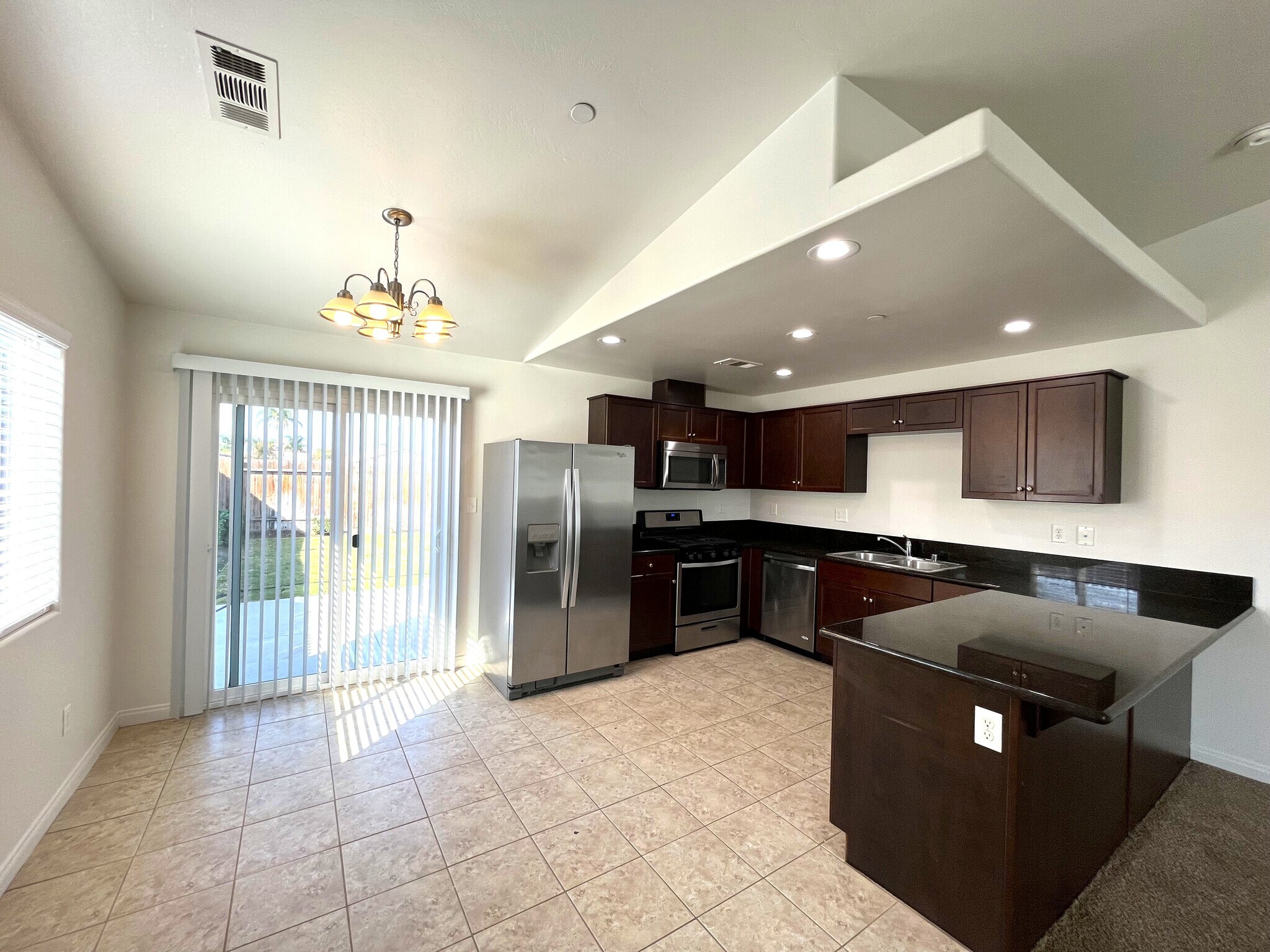 Building Photo - 6125 Kendra St