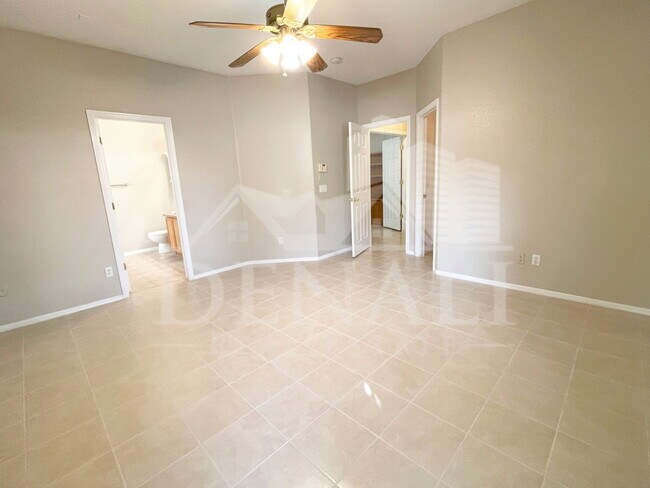 Building Photo - 8355 W Mary Ann Dr