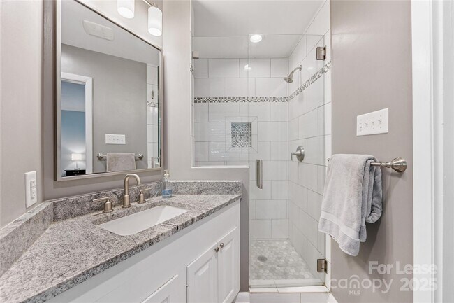 Building Photo - 3329 Winnipeg Cir