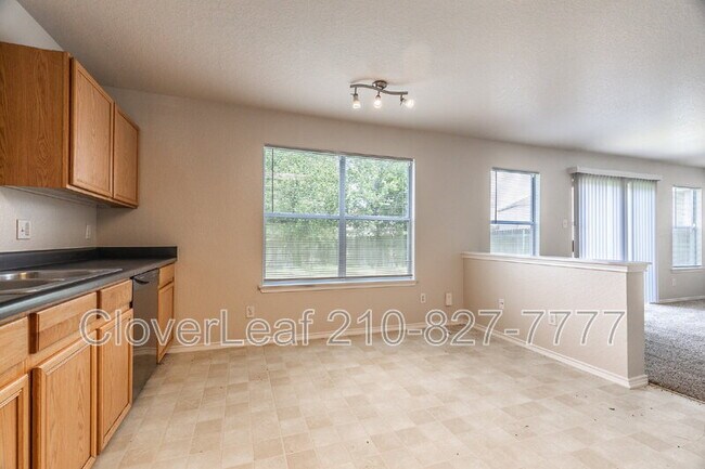 Building Photo - 8843 Kestrel Oak