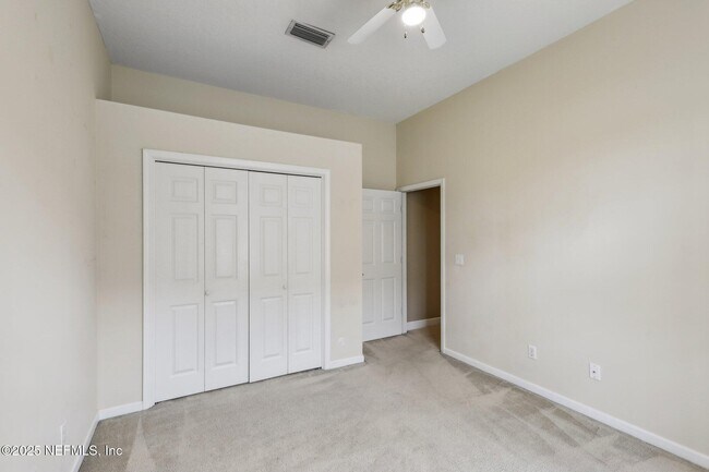 Building Photo - 2260 Harbor Lake Dr