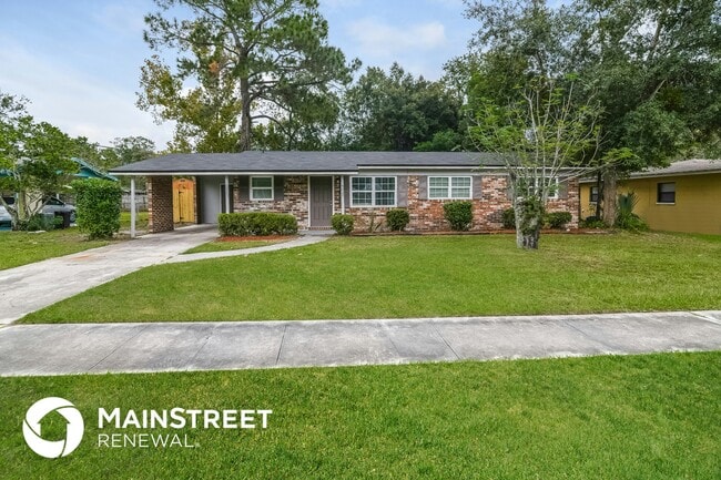 Building Photo - 5027 McManus Dr