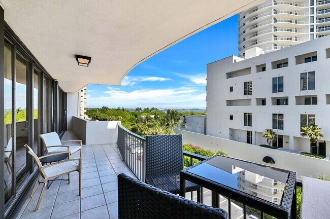 Building Photo - 4200 N Ocean Dr