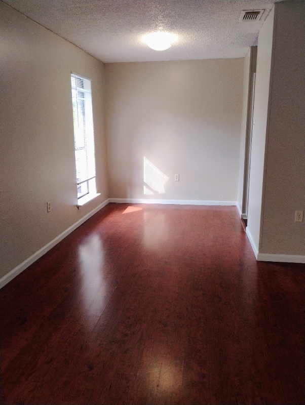 Building Photo - 1754 Cedar Lake Dr