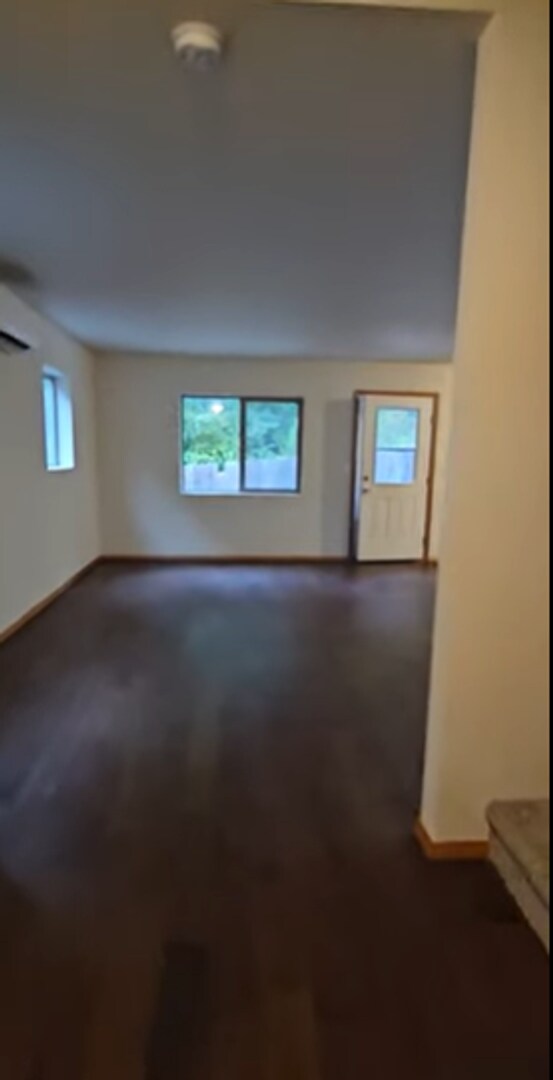 Building Photo - Spacious Poulsbo Home with Modern Comfort and a Prime Location