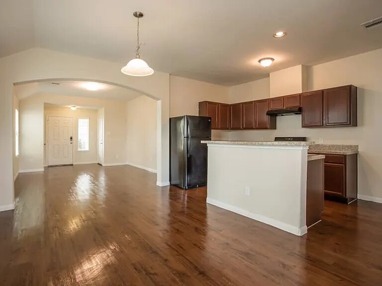 Building Photo - 18823 N Lyford Dr