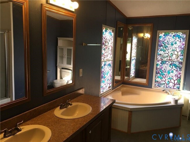 Building Photo - 12232 Darbys Rd