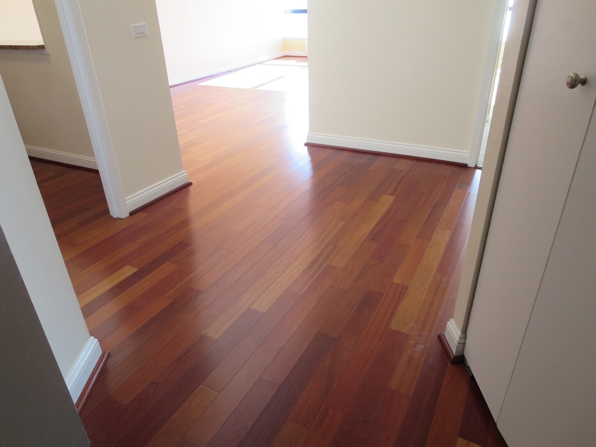 Building Photo - 5415 N Sheridan Rd