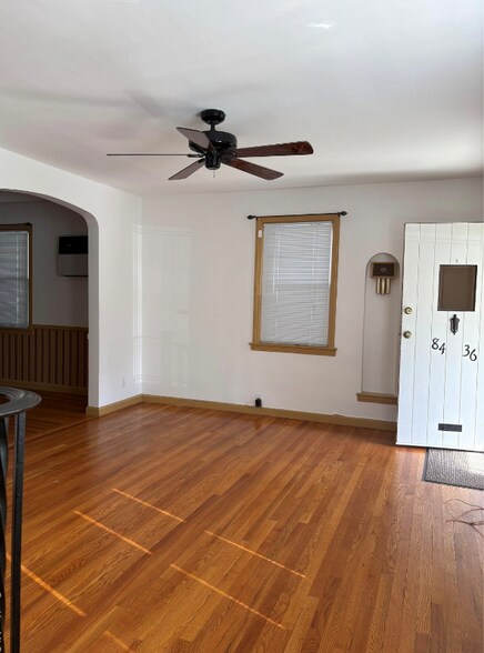 Building Photo - 84-36-8252 252nd St