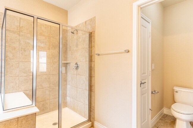 Building Photo - 3922 Retreat Run