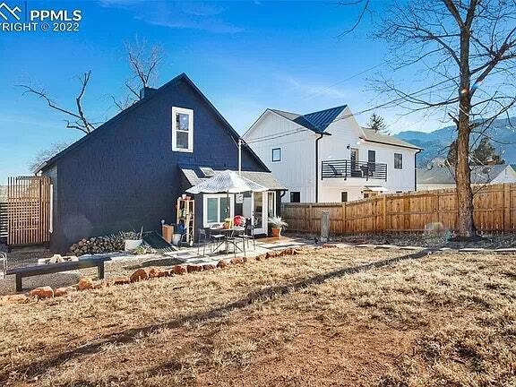 Building Photo - 3354 W Kiowa St