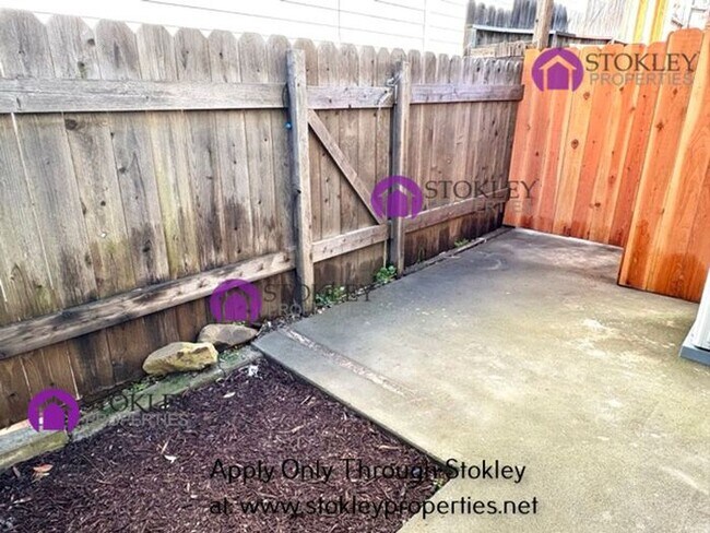 Building Photo - Stokley Properties Presents 652 East N. Street in Benicia Ca