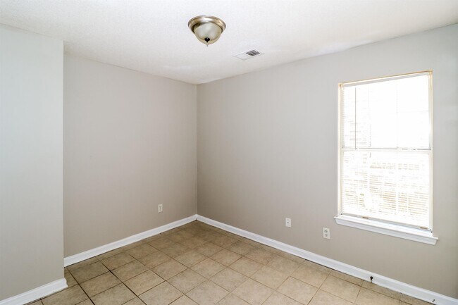 Building Photo - 7254 Calebs Ln