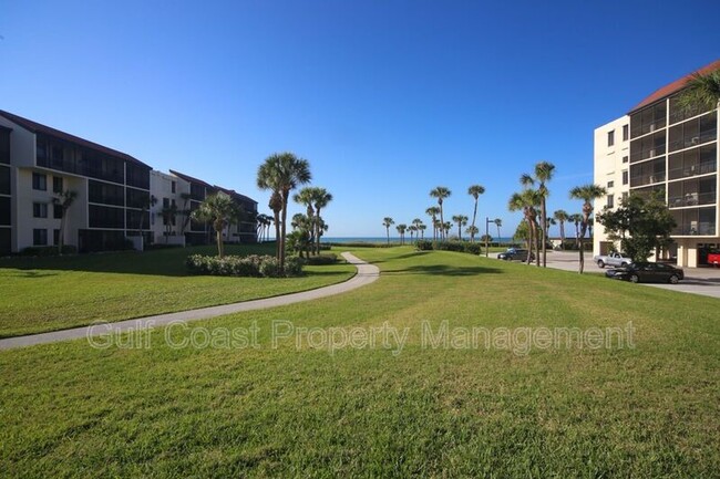 Building Photo - 1935 Gulf of Mexico Dr