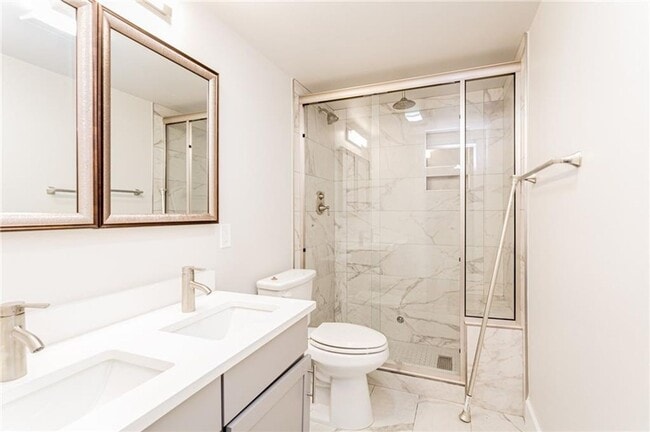 Building Photo - 2509 Del Curto Rd