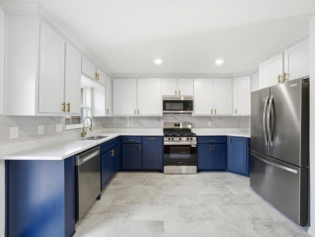 Building Photo - 10209 Casa View Dr