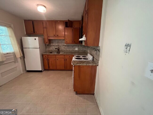 Building Photo - 1002 Level Creek Rd