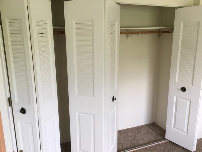 Building Photo - 3861 Brown Ave