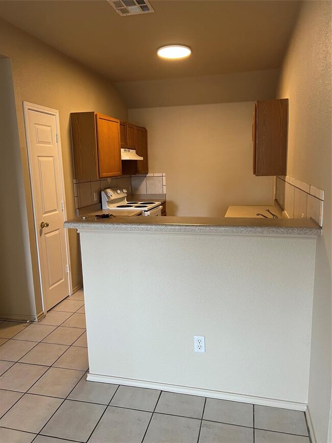 Building Photo - 1618 Cottonwood Ct