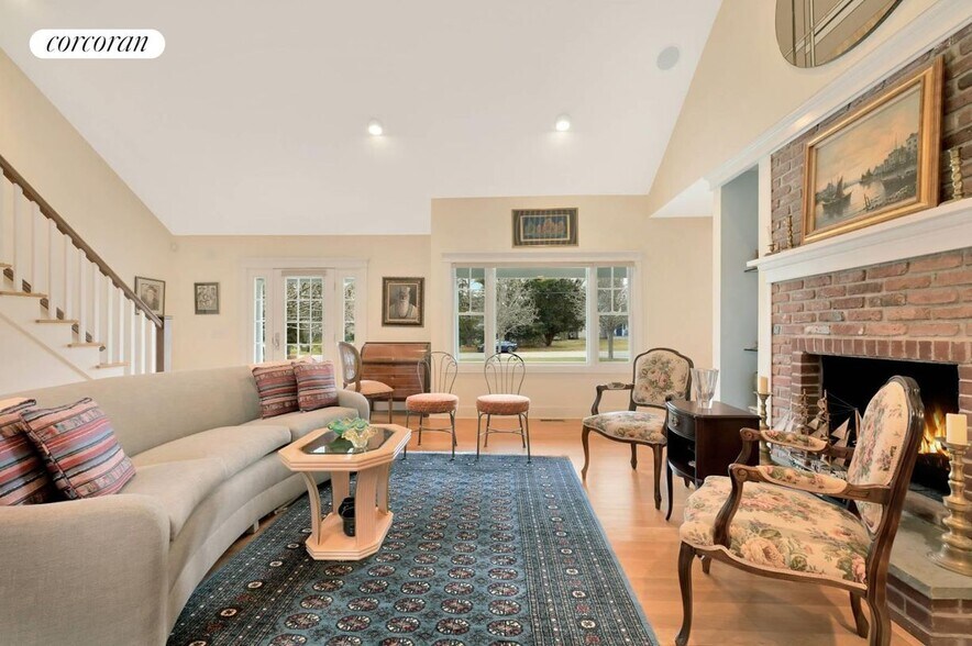 Building Photo - 55 White Oak Ln