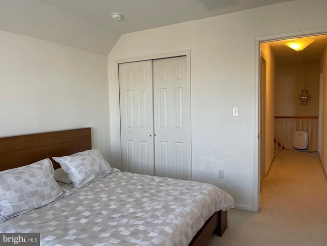 Building Photo - 57 Haddon Ct