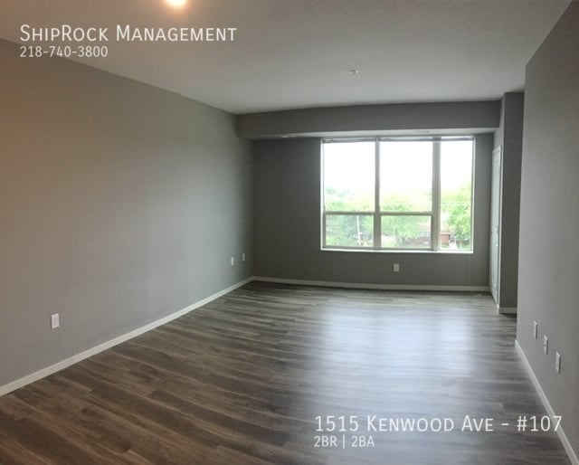 Building Photo - 1515 Kenwood Ave